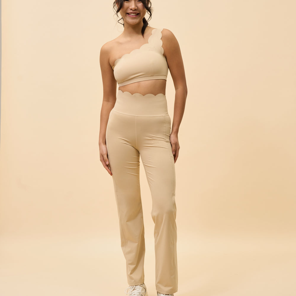 
                  
                    Legging ALAYA - Beige
                  
                