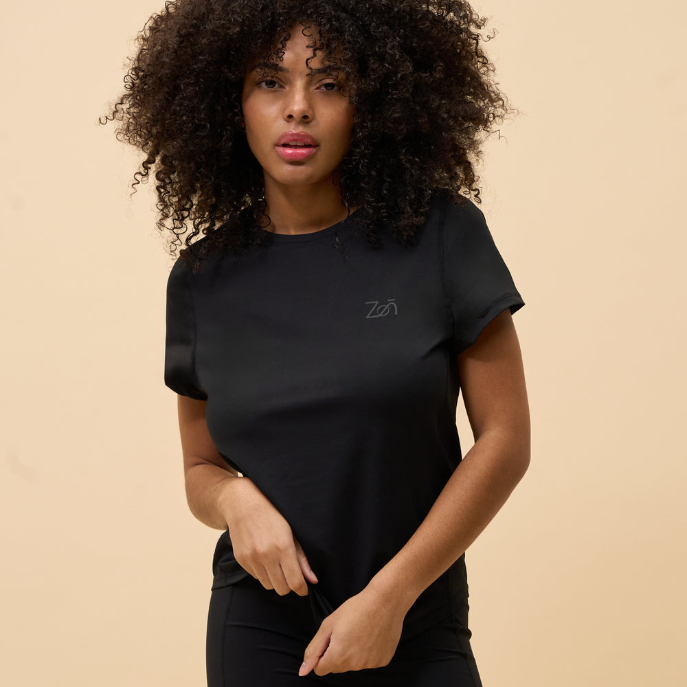 
                  
                    T-shirt NAYA - Noir
                  
                